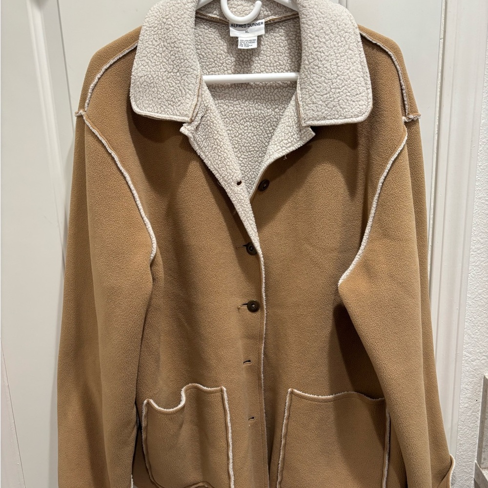 Gently used Alfred Dunner Faux Suede Jacket. - Picture 4 of 6